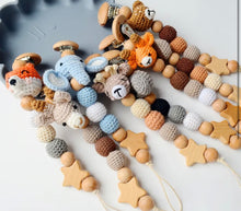 Cargar imagen en el visor de la galería, Porta Chupon Crochet con Animalitos CHIKY NYNO