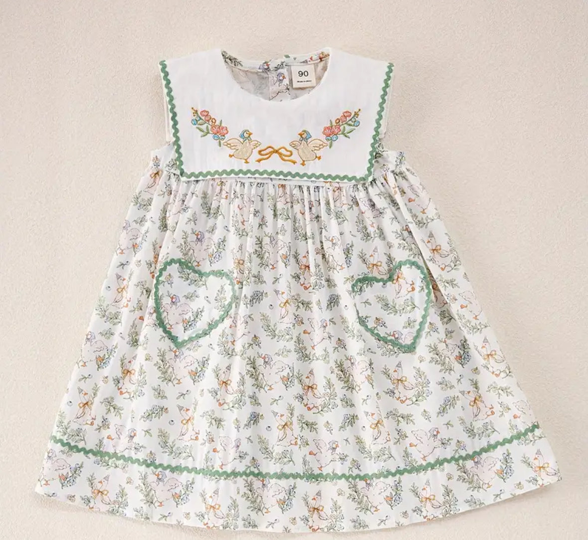 Vestido verde patos