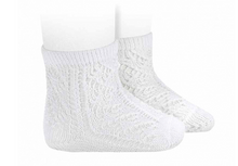 Cargar imagen en el visor de la galería, Calcetines cortos calados blanco