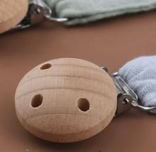 Cargar imagen en el visor de la galería, Porta Chupon Muselina CHIKY NYNO