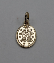 Cargar imagen en el visor de la galería, Medalla Oval Virgen Milagrosa