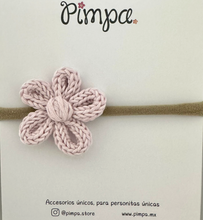 Cargar imagen en el visor de la galería, Emma - Bandita soft baby con flor tejida