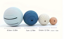 Cargar imagen en el visor de la galería, Bola  Matryoshka Silicon Sensoriales CHIKY NYNO