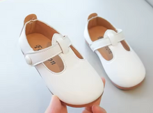 Cargar imagen en el visor de la galería, Zapato Niña Modelo Arabela Blanco  CHIKY NYNO