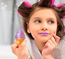 Cargar imagen en el visor de la galería, Set de 3 Brillos Labiales Novelty con Diseño de Helado PORFYDYA