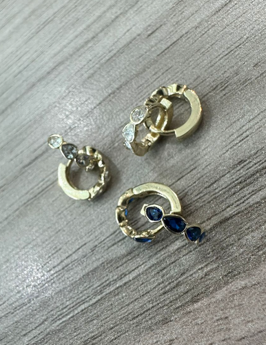 Mini Arracada Con Cz Azul