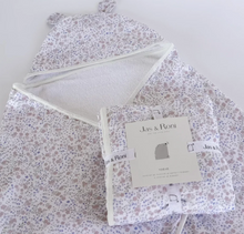 Cargar imagen en el visor de la galería, Toalla Little Flowers