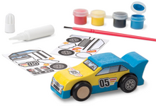 Cargar imagen en el visor de la galería, Melissa &amp; Doug - Decora a tu Gusto, Auto de Carreras de Madera PORFYDYA
