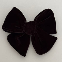 Cargar imagen en el visor de la galería, Classic - moño peque velvet