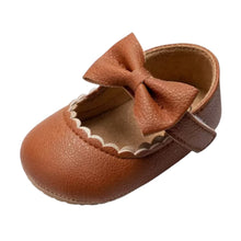Cargar imagen en el visor de la galería, Zapato Pikolina Bebe Cafe CHIKY NYNO
