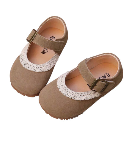 Zapato Niña Heidi con Olanes  CHIKY NYNO