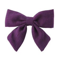 Cargar imagen en el visor de la galería, Par Hair Clips Nara